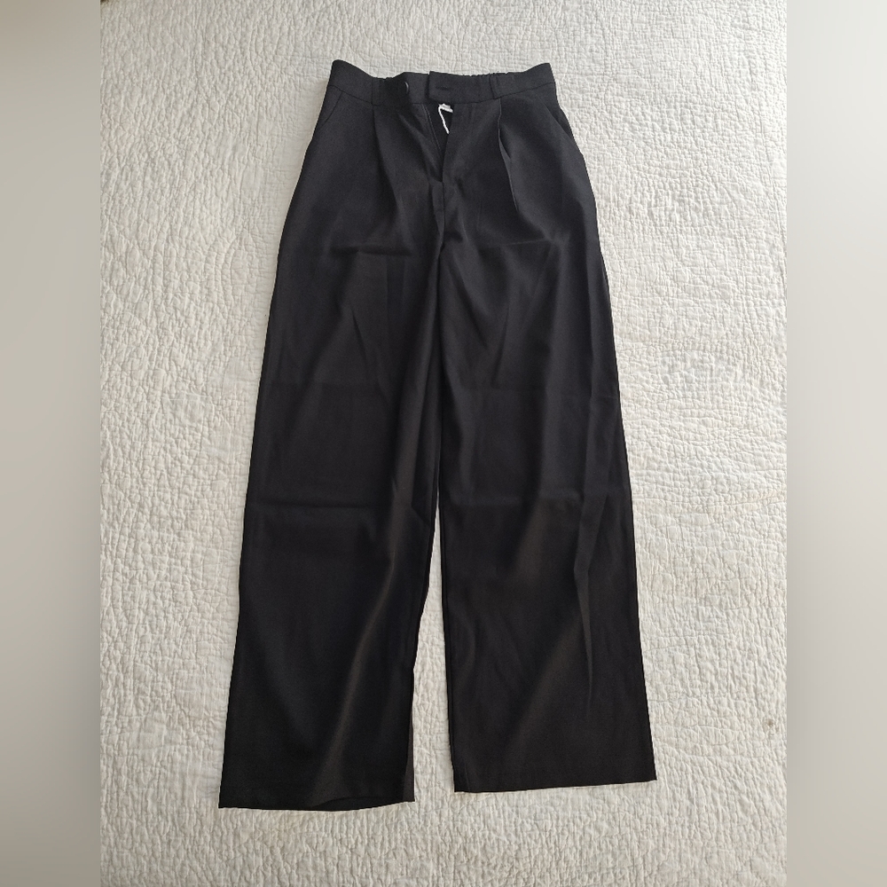 Flowy wide leg black pant
